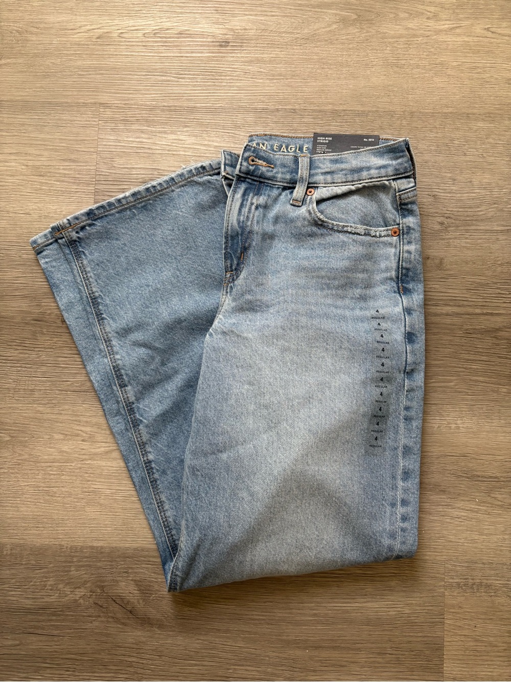 AM Eagle stovepipe jeans